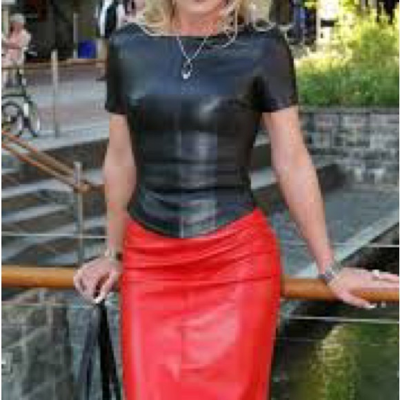 VTG. 80's WILSONS Red Leather MOB WIFE Skirt - Sz 8 - Picture 14 of 15